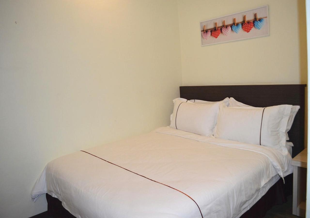 Angsoka Hotel Teluk Intan Esterno foto