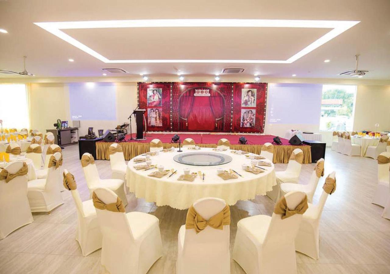 Angsoka Hotel Teluk Intan Esterno foto